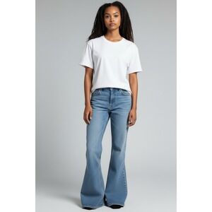 Judy Blue Jeans Women's 5/27 Light Wash High Rise Super Flare Bell Bottom